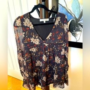 Super cute dress, size medium, Row A